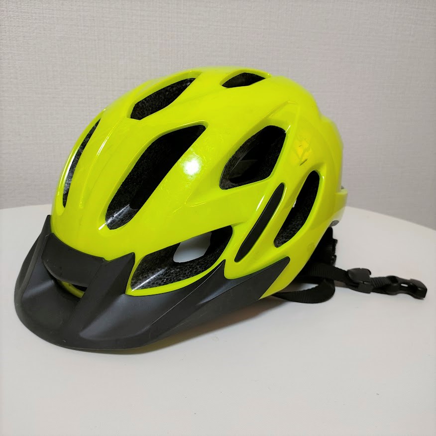 GIANT/Livのヘルメット