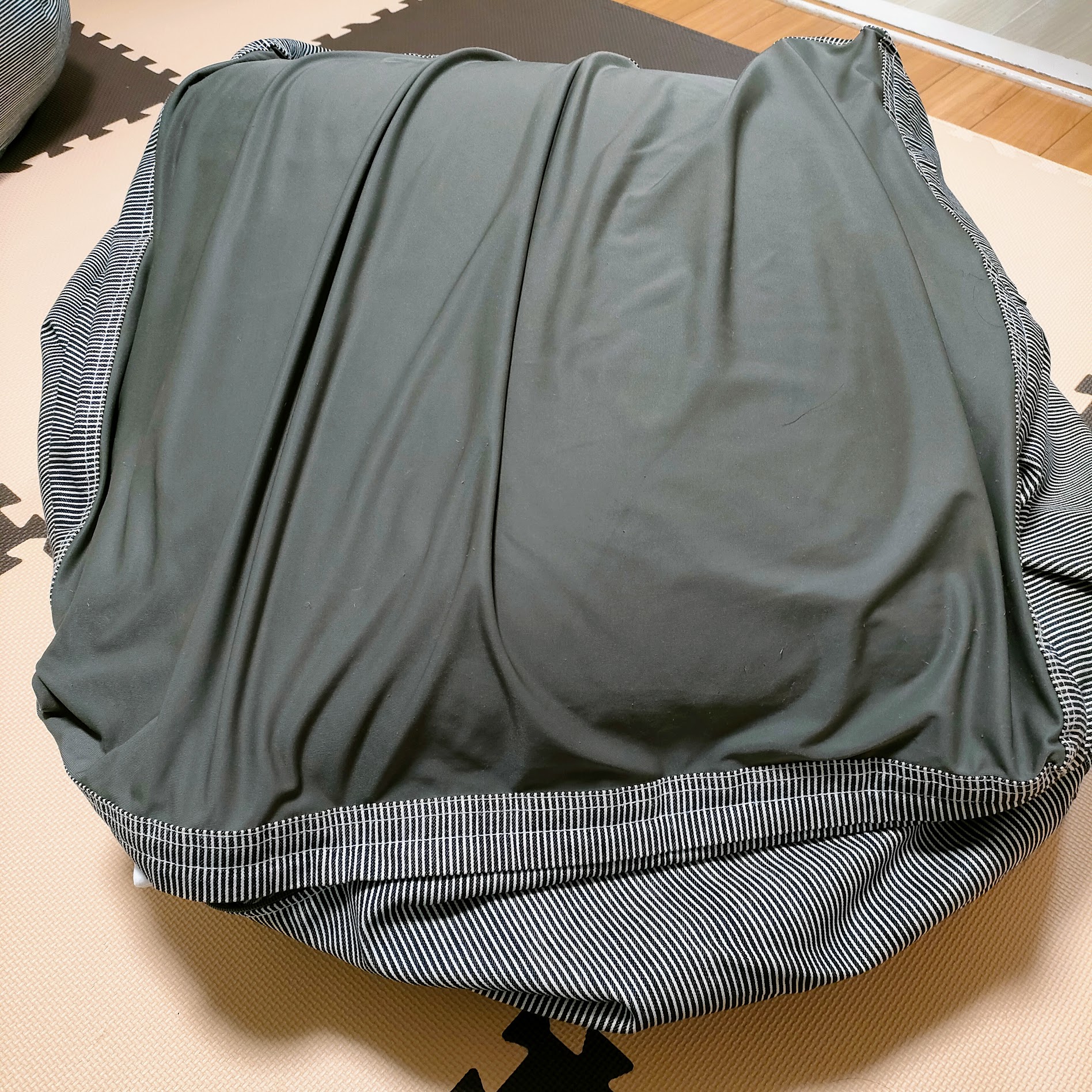 無印良品の体にフィットするソファに補充クッションを入れたあと